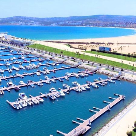 2 Bedroom Apartment In Tangier Centre Next To Tanja Marina Bay Dış mekan fotoğraf